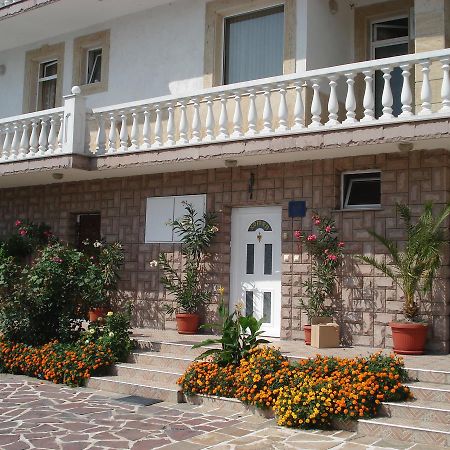 Family Hotel Zhelkovi - Olympia Kharmanli Zewnętrze zdjęcie
